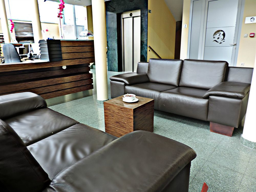 Betnava Hotel Марибор Экстерьер фото
