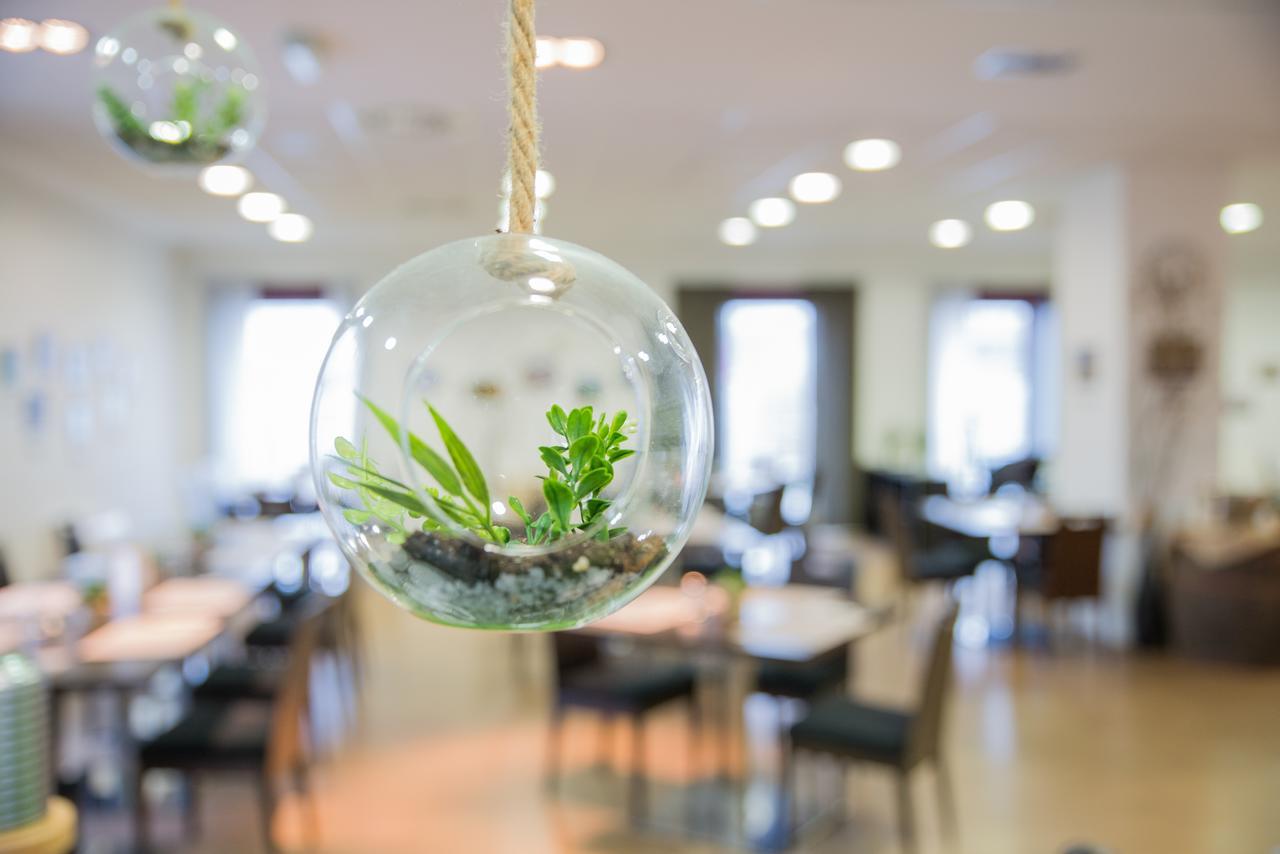 Betnava Hotel Марибор Экстерьер фото